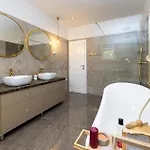 Beautiful Apartment In Split With Wifi *