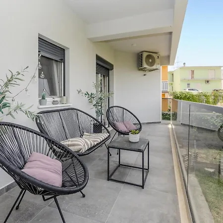 Awesome In With Wifi * 스플리트